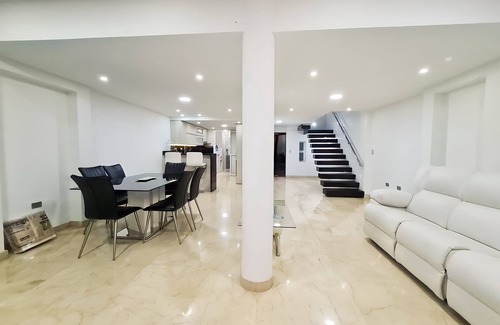 Ciudad Jardin Casa | CASA DE LUJO EN CIUDAD JARDIN