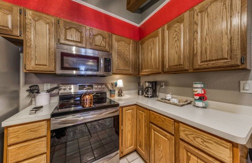 Alto Apartamento | Casa De Milagro-Single Level/ GameRoom/ Alto CC