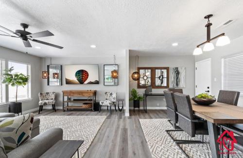 Paradise Hills Civic Casa | Casa De Paradise Hills