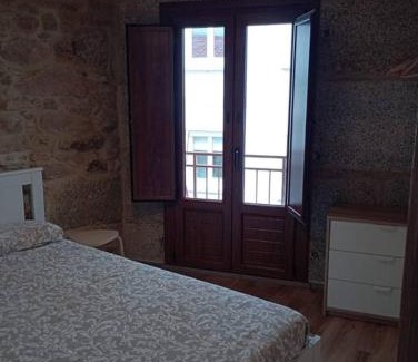 Dean Pequeno Casa | Casa de piedra céntrica.