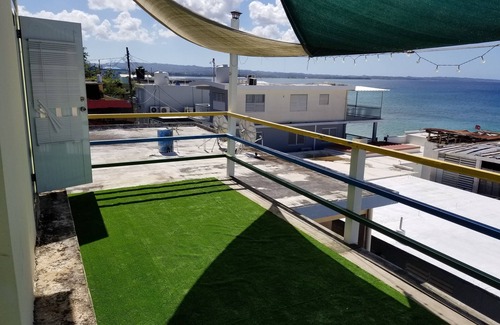Aguadilla Pueblo Apartamento | Casa de Playa A-1
