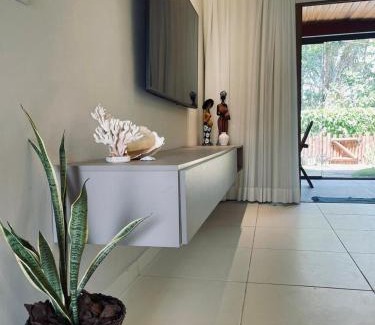 Imbassai Casa | Casa de Praia em Imbassaí com Varanda, Conforto e Natureza