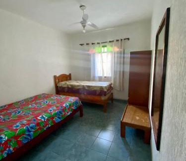 Itanhaem Casa | Casa de praia espaçosa