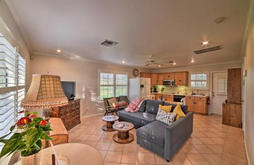 Corpus Christi Casa | Casa de Samuel - Patio, Fountain and Outdoor Kitchen