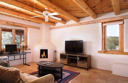 Las Campanas Casa | Privacidad, vistas y garaje! Disfrute de su estancia en la Casa de Serena!