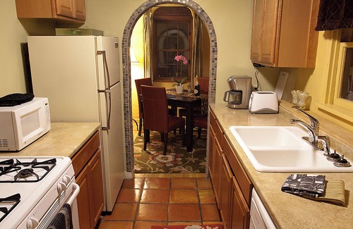 Downtown Santa Fe Casa | Casa de Tres Lunas