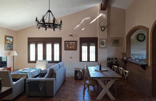 Cumbres Mayores Chalet De Esquí | Casa Dehesa La Lancha