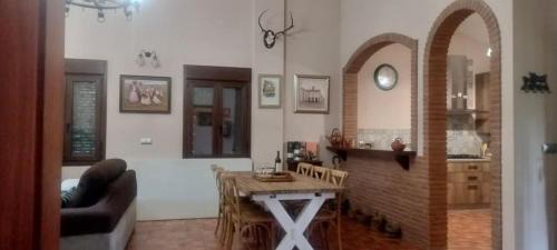 Cumbres Mayores Chalet De Esquí | Casa Dehesa La Lancha