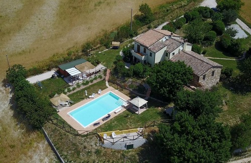 Arcevia Apartamento | Casa dei sogni d'Oro - Apartamento Palazzo con piscina 12x6 m - vista panorámica