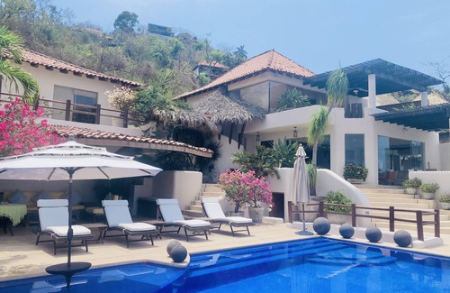 Playa Las Gatas Villa | CASA del AMOR ~ ¡Una experiencia de lujo y belleza sin igual!