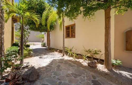 Nopolo Casa | Casa del Amor