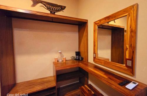 El Guayabal Hotel | Casa del Arbol