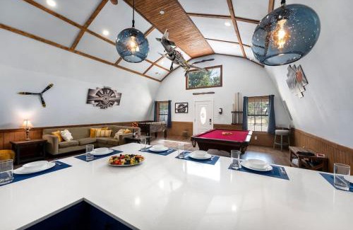 Wimberley Casa | Casa del Avion and Casa Coop