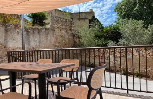 Ardenya Casa | Casa del Camí, Turisme Rural Calma i Pedra a 14 minuts de la platja