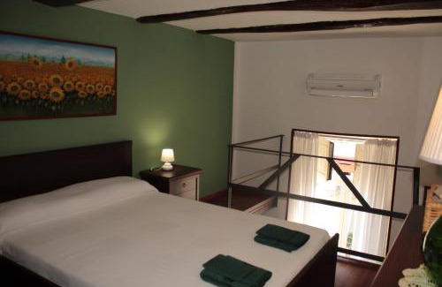 Quartieri Spagnoli Apartamento | Casa del Girasole