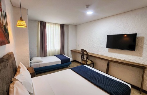 Granada Hotel | Casa del Hidalgo Hotel Cali Centenario