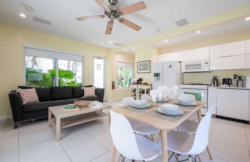 South Lake Apartamento | Casa Del Mar # 5 , Beach access