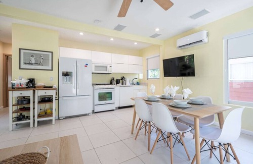 South Lake Apartamento | Casa Del Mar # 5 , Beach access