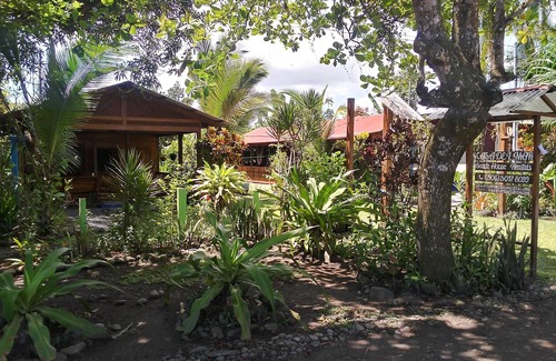 Manzanillo Cabaña | FRENTE A LA PLAYA Alquiler de vacaciones Casita Manzanillo-WIFI Cocina BBQ Jardín PLAYA Aficionados