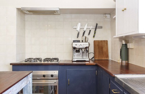 South Fremantle Casa | Casa Del Mar - South Fremantle Home
