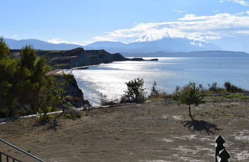 Kounopetra Apartamento | CASA DEL MARE Apartment with Veranda and view to the sea.