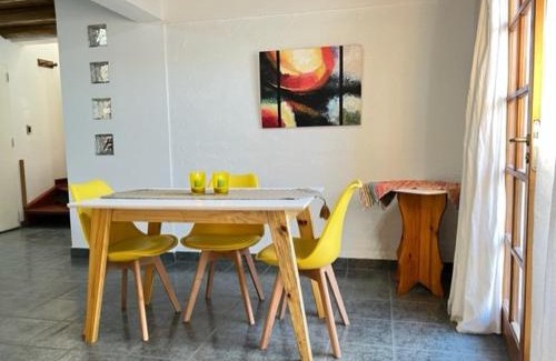 Plottier Apartamento | Casa del Pinar-Plottier-Diario Semanal Mensual-La Mejor Ubicación-Garaje Cerra do