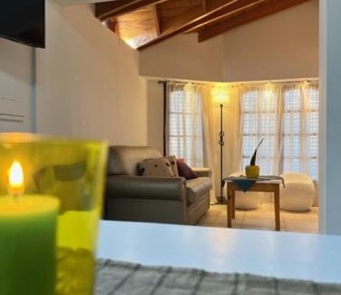 Plottier Apartamento | Casa del Pinar-Plottier-Diario Semanal Mensual-La Mejor Ubicación-Garaje Cerra do