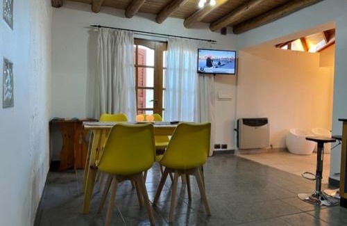 Plottier Apartamento | Casa del Pinar-Plottier-Diario Semanal Mensual-La Mejor Ubicación-Garaje Cerra do