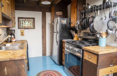 El Prado Casa | Casa del Sol - Original Eco Build-Beer Can House!