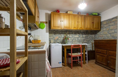 Serravalle Pistoiese Casa | Casa della Fontana by Interhome