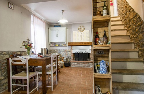 Serravalle Pistoiese Casa | Casa della Fontana by Interhome