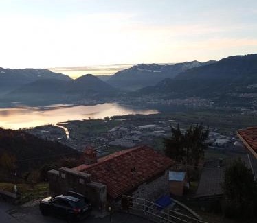 Pisogne Apartamento | CASA DELLE API