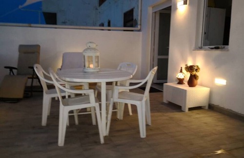 Acquarone Casa | Casa delle Rondini con jardín y terraza con vistas al mar.