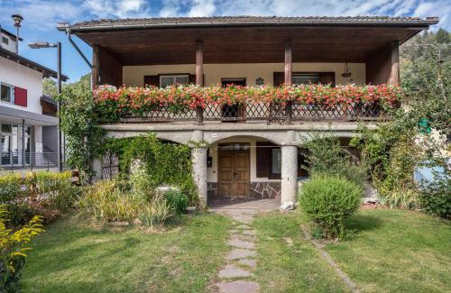 Castello-Molina di Fiemme Apartamento | Casa Delmarco