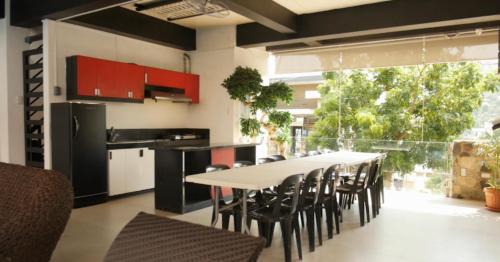 Pansol Villa | Casa Demetria Duplex Hot Spring Resort Laguna