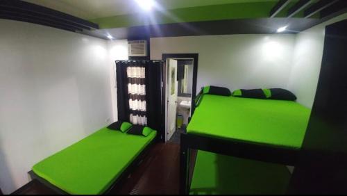 Pansol Villa | Casa Demetria Duplex Hot Spring Resort Laguna