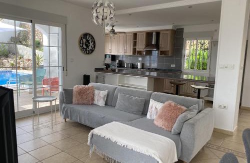 Salobreña Villa | Casa Descansa