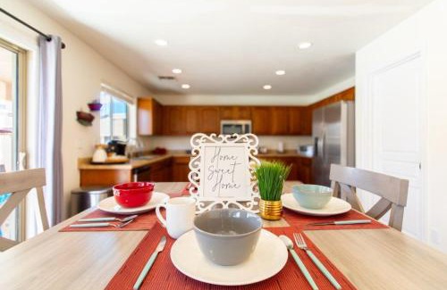 Tamaron Casa | CASA DESERT WILLOW - StayShores home