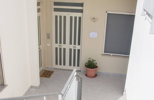 Rodio Casa | Casa Di Bello Orange Studio Apartment
