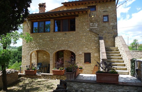 Asciano Apartamento | Casa di charme en un casolare di pietra con giardino privato