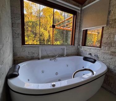 Miguel Pereira Complejo | Casa di Pedra com linda vista para natureza - Miguel Pereira