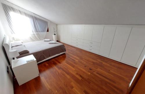 Ponte San Nicolo Apartamento | Casa di Vika