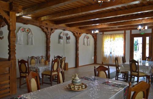 Calinesti Casa | Casa Dilu