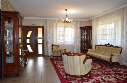 Calinesti Casa | Casa Dilu