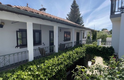 Carrazeda de Ansiaes Cama Y Desayuno | CASA DO BECO B&B DOURO - ATELIER