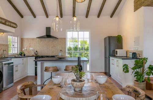 Aljezur Villa | Casa do Celeiro - Rustic charm with all the comfort for a great holiday!
