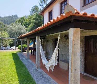 Gondufe Casa | Casa do Costeiro by AlmaStay