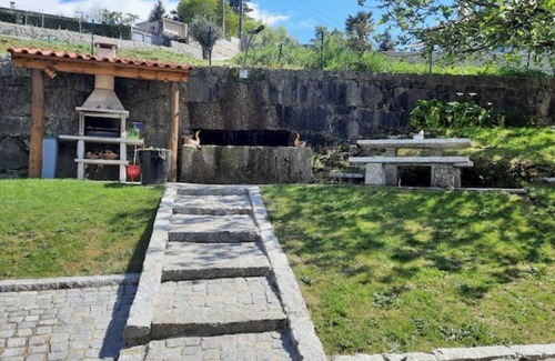 Braga Apartamento | Casa do Iteiro T1 Gerês