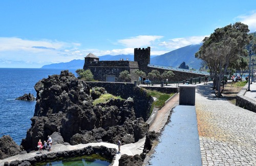 Porto Moniz Apartamento | Casa do Pescador, a Home in Madeira