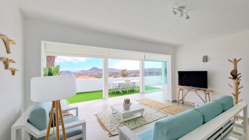 Vila Baleira Casa | Casa do Pico by Casas dos Lebre